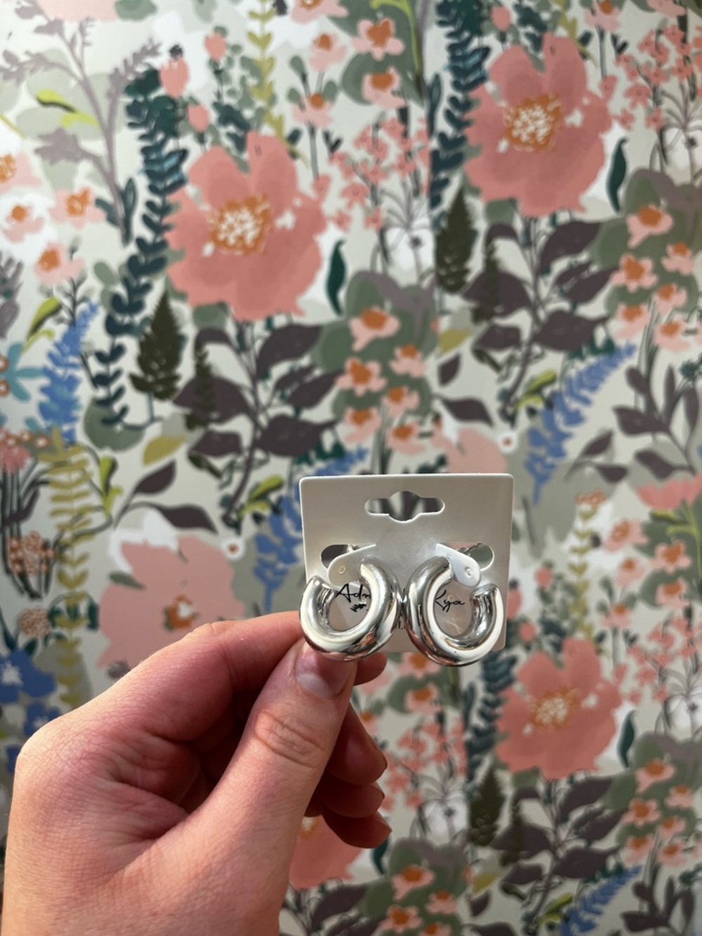 Chunky Silver Hoop Earrings - Classic Shiny Silver Hoops